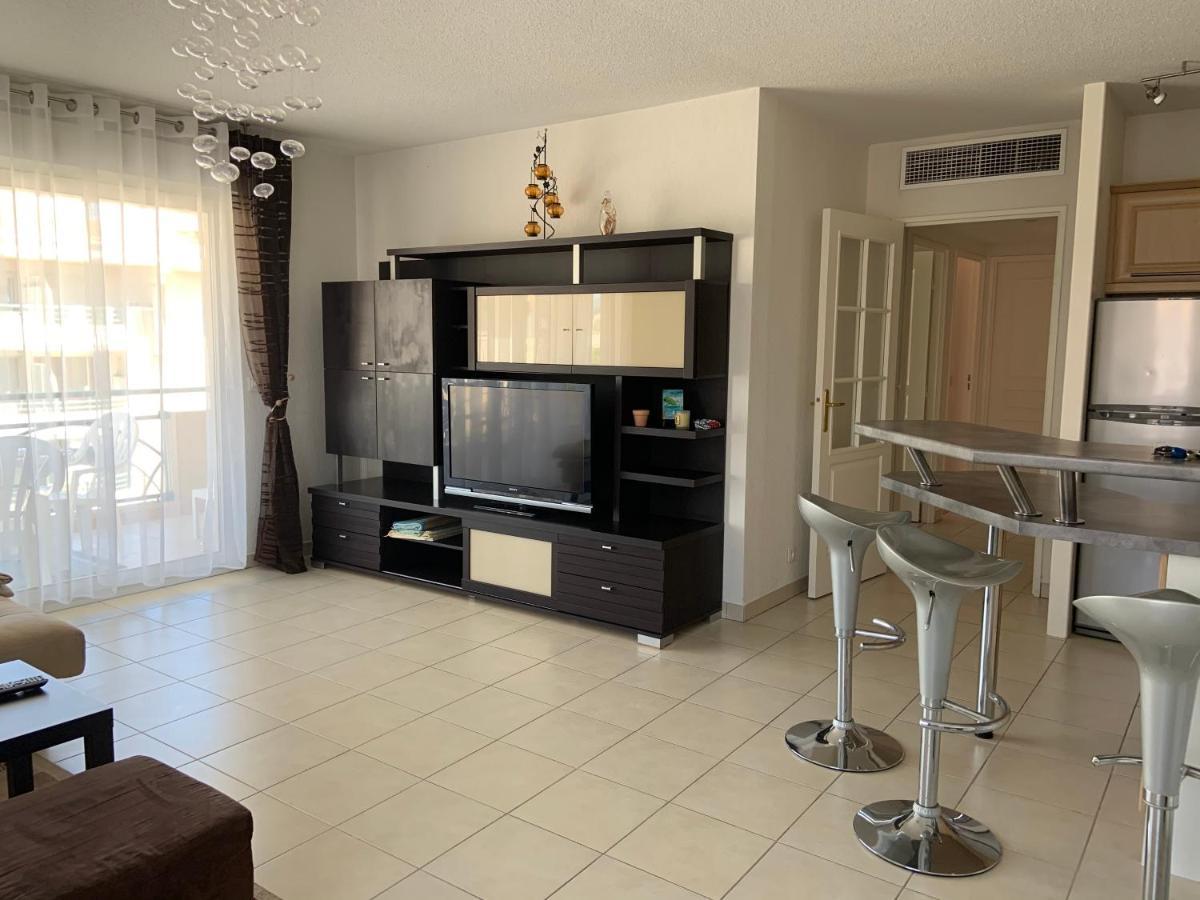 Port Frejus - Le Romanee - Appartement Vue Mer - 2 Chambres Dış mekan fotoğraf
