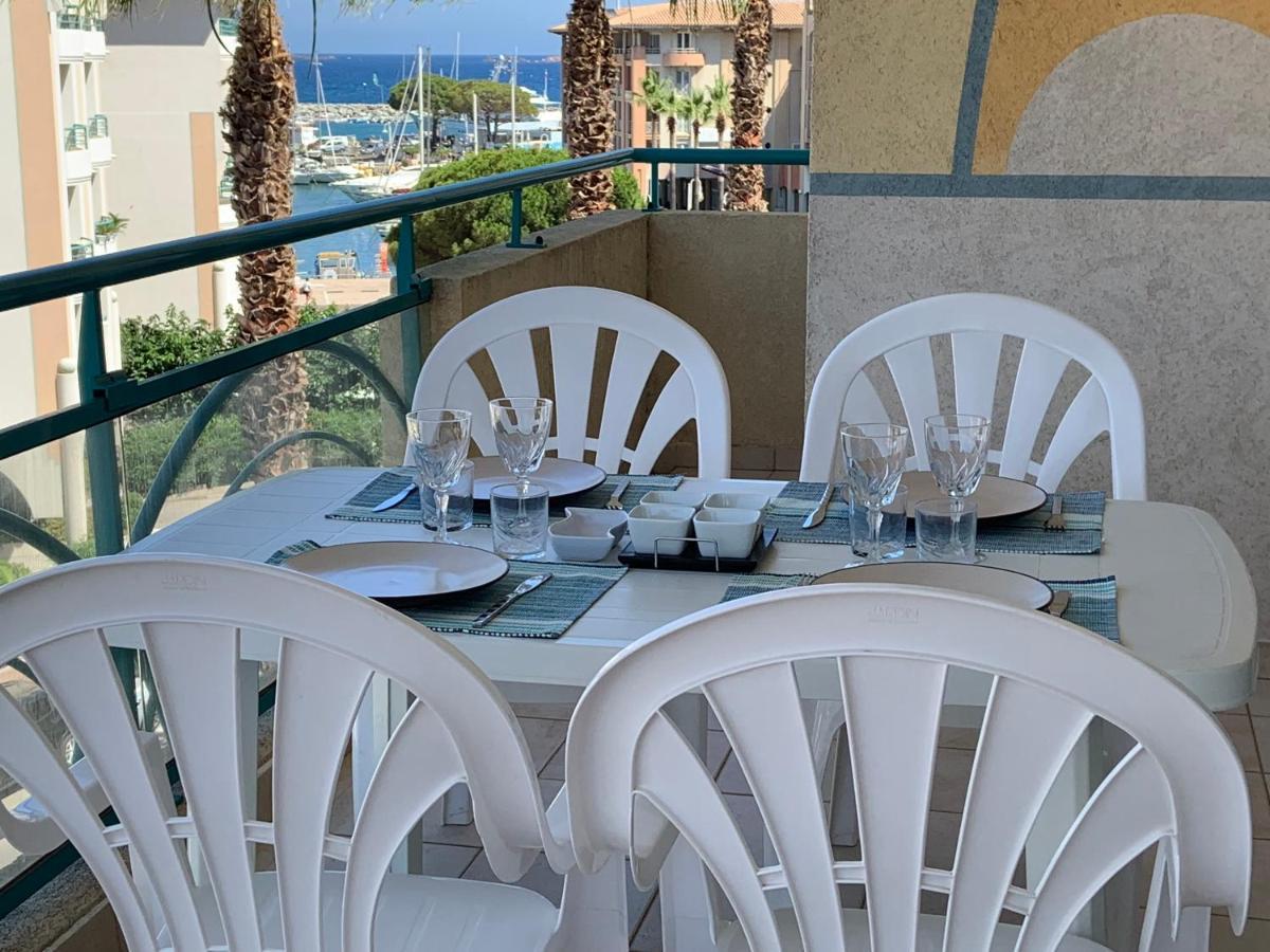 Port Frejus - Le Romanee - Appartement Vue Mer - 2 Chambres Dış mekan fotoğraf
